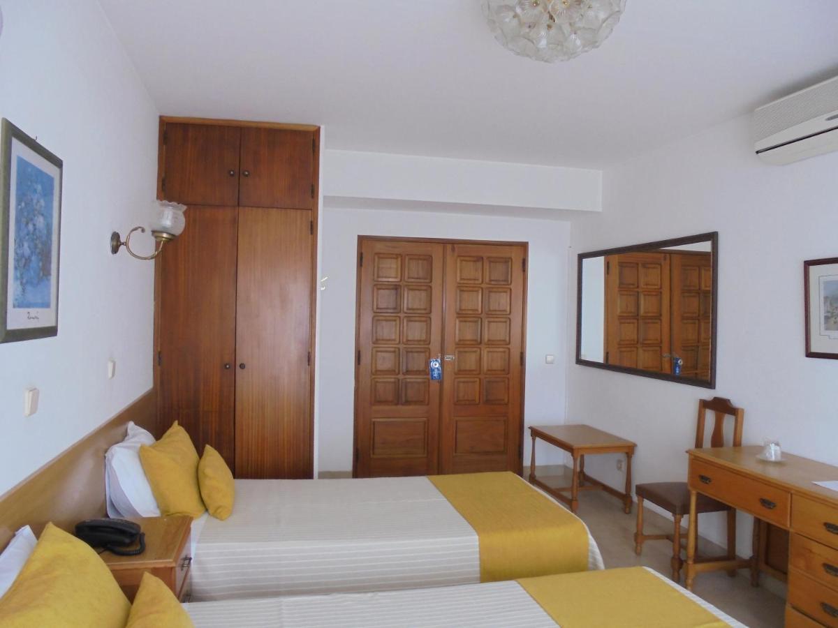 Boutique Hotel Marina S. Roque Lagos Esterno foto